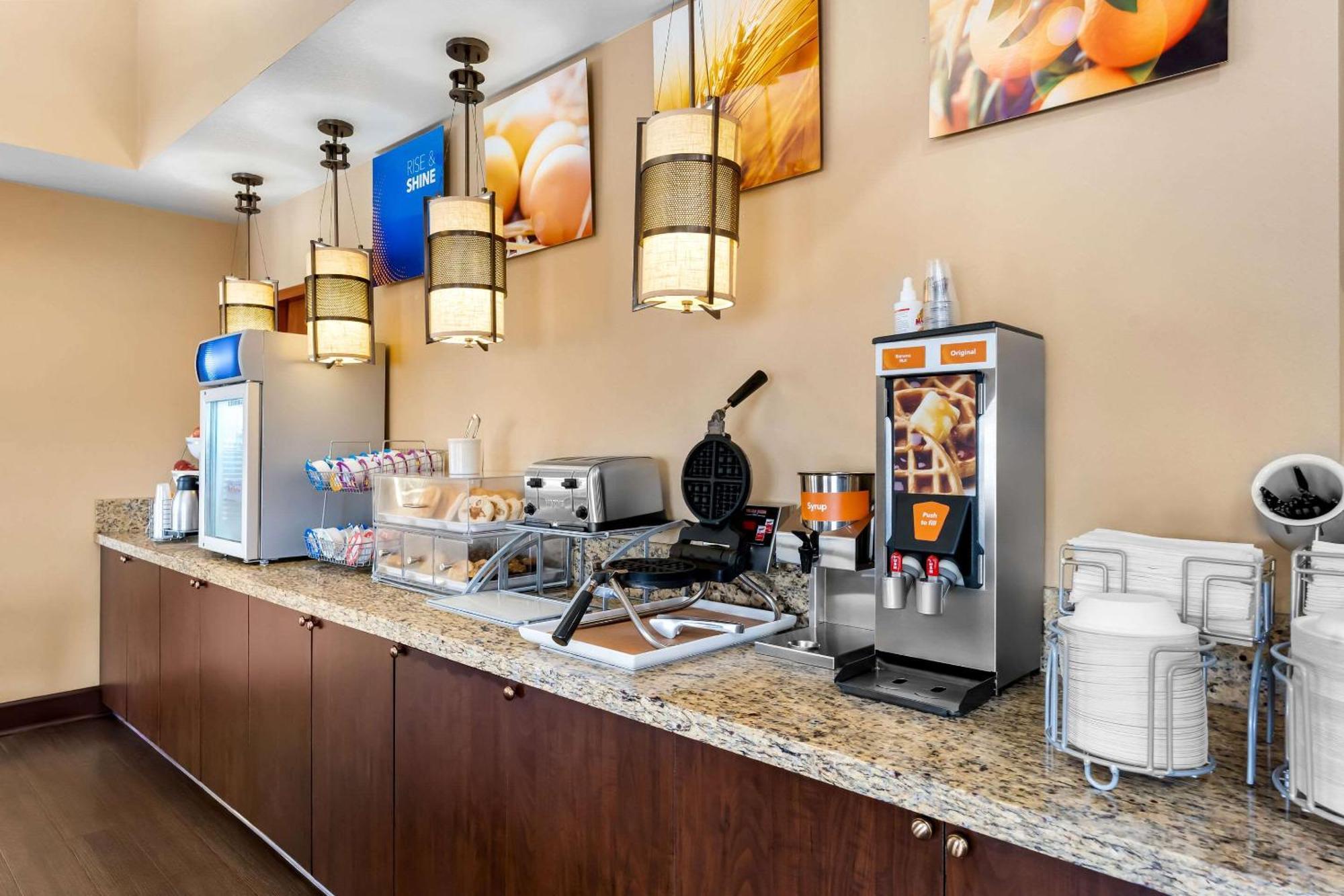 Comfort Suites Clovis Kültér fotó