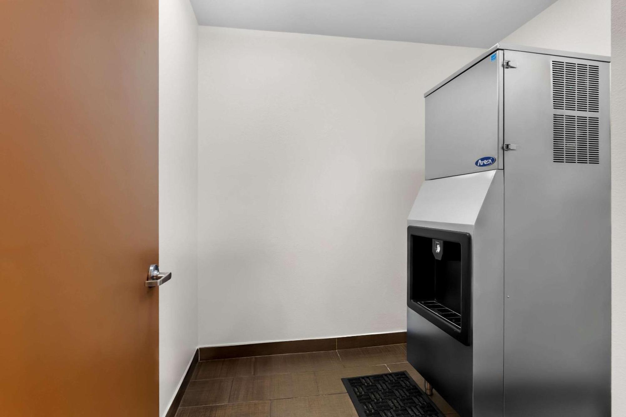 Comfort Suites Clovis Kültér fotó