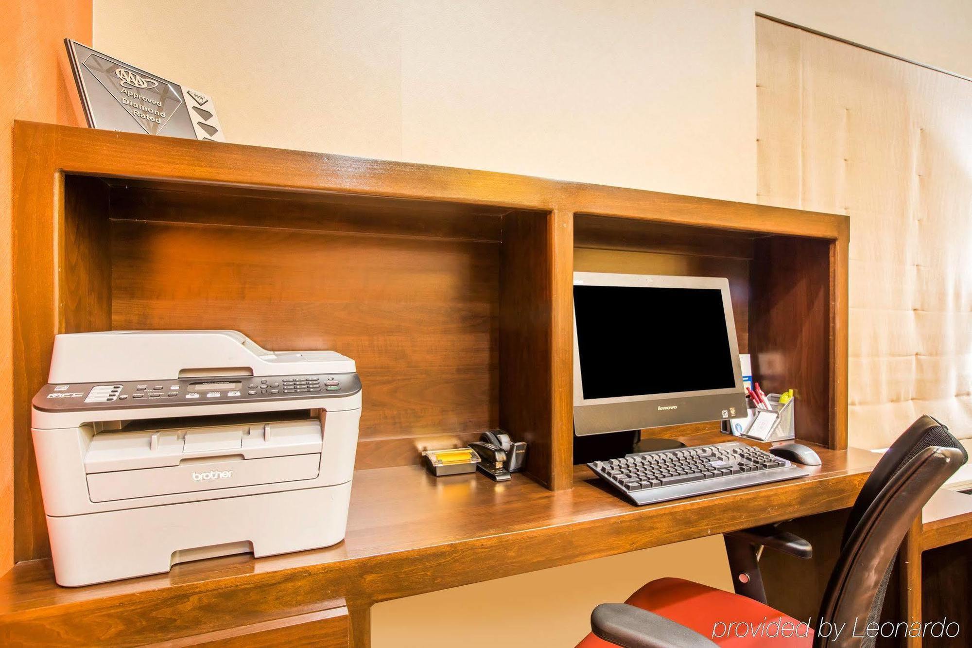 Comfort Suites Clovis Kültér fotó